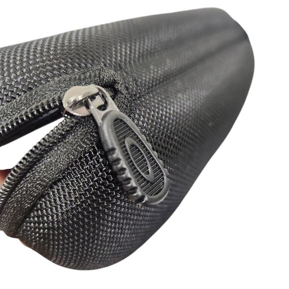 Authentic Oakley Holbrook Soft Vault Sunglass Case Black Hard Hollow Zippered - Picture 5 of 5